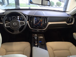Volvo XC-60 Momentum Plug-In Hybrid AWD miniatura 11