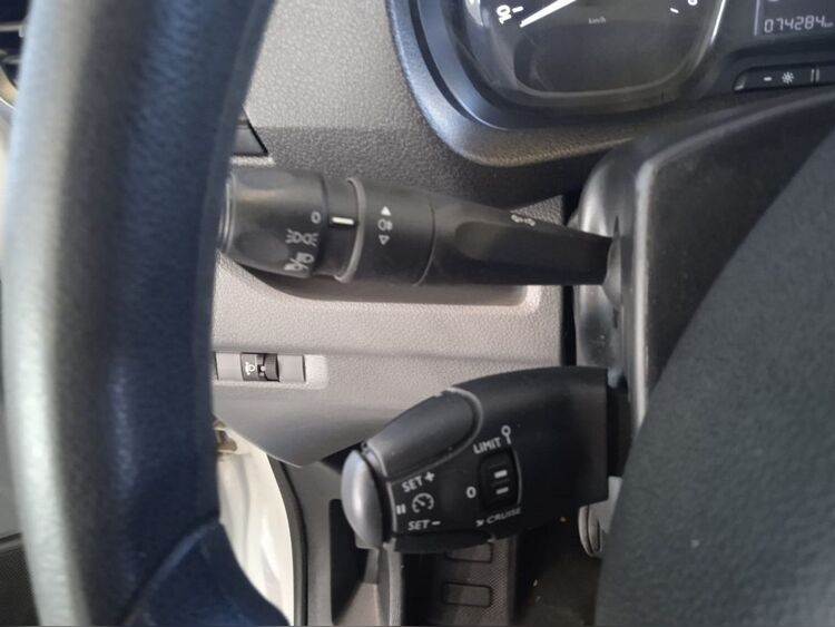 Citroën Jumpy M ECO Doble Cabina foto 17