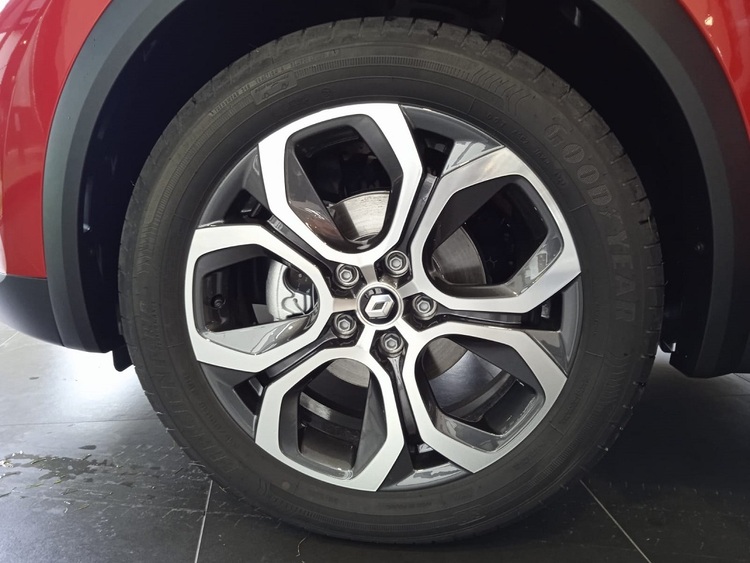 Renault Captur II Techno Fast Track foto 13