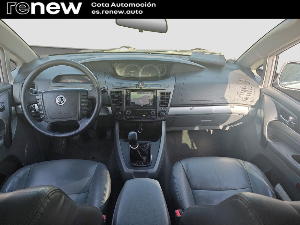 Ssangyong Rodius Xdi Limited AWD foto 10