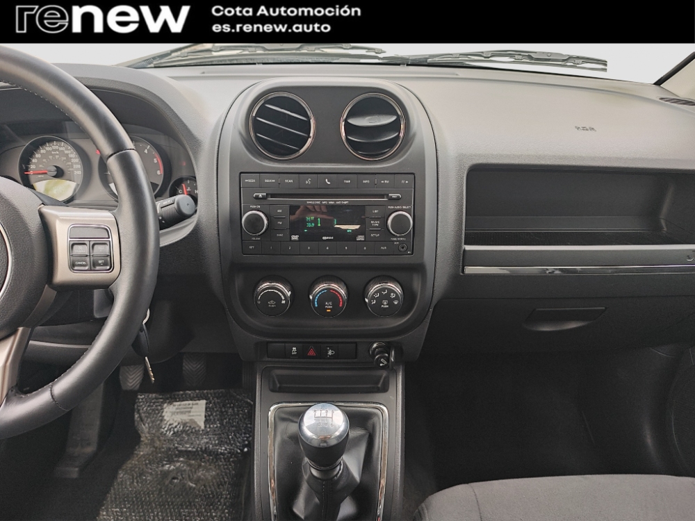 Jeep Compass Sport 4x2 foto 12