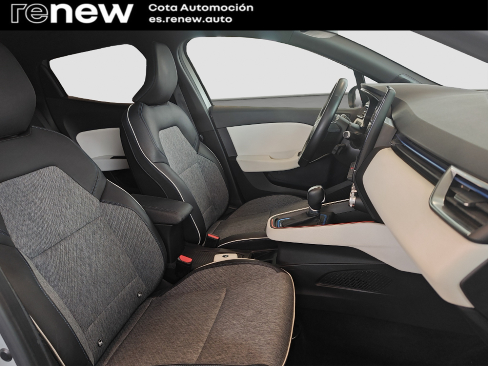 RENAULT Clio Zen ETech Hibrido foto 19