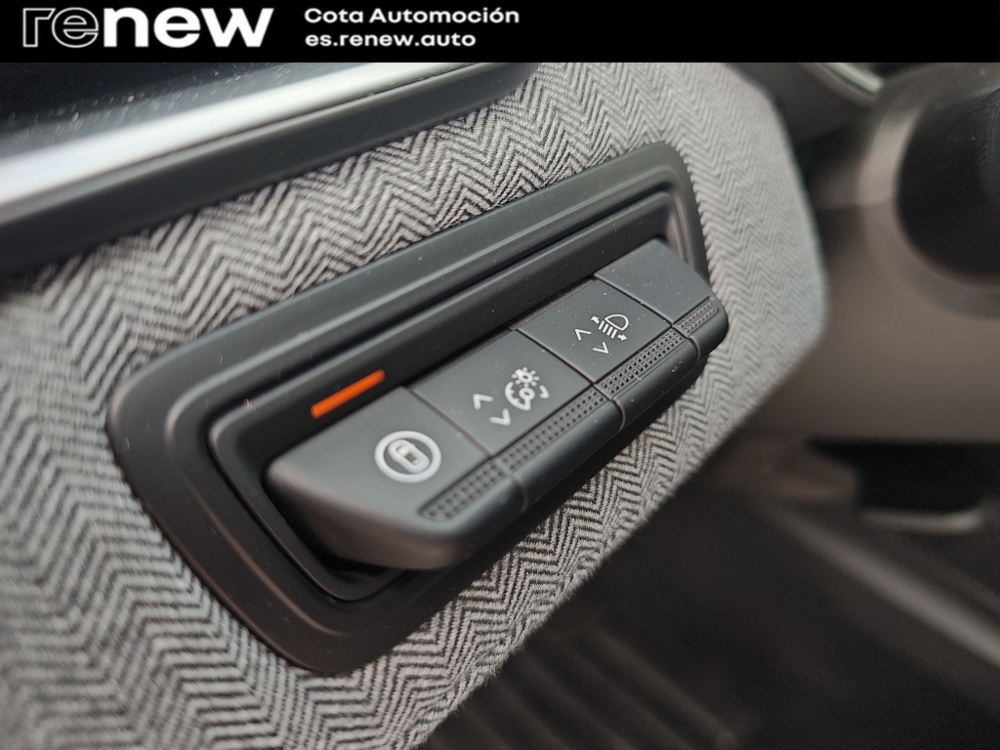 Renault Clio Techno miniatura 24
