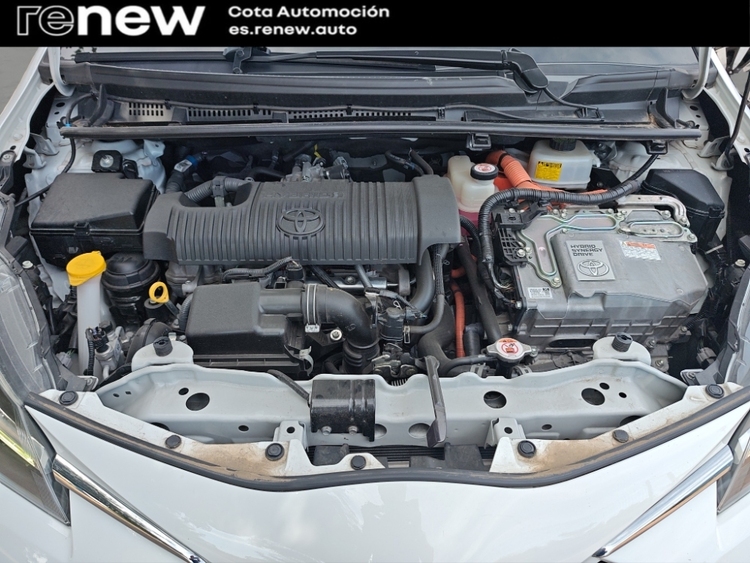 Toyota Yaris Hybrid Advance foto 21