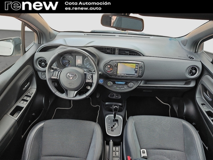 Toyota Yaris Hybrid Advance foto 10