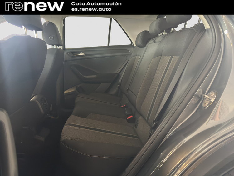 Volkswagen T-Roc Advance foto 8