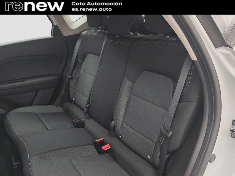 RENAULT CAPTUR INTENS HIBRIDO 145 CV foto 8