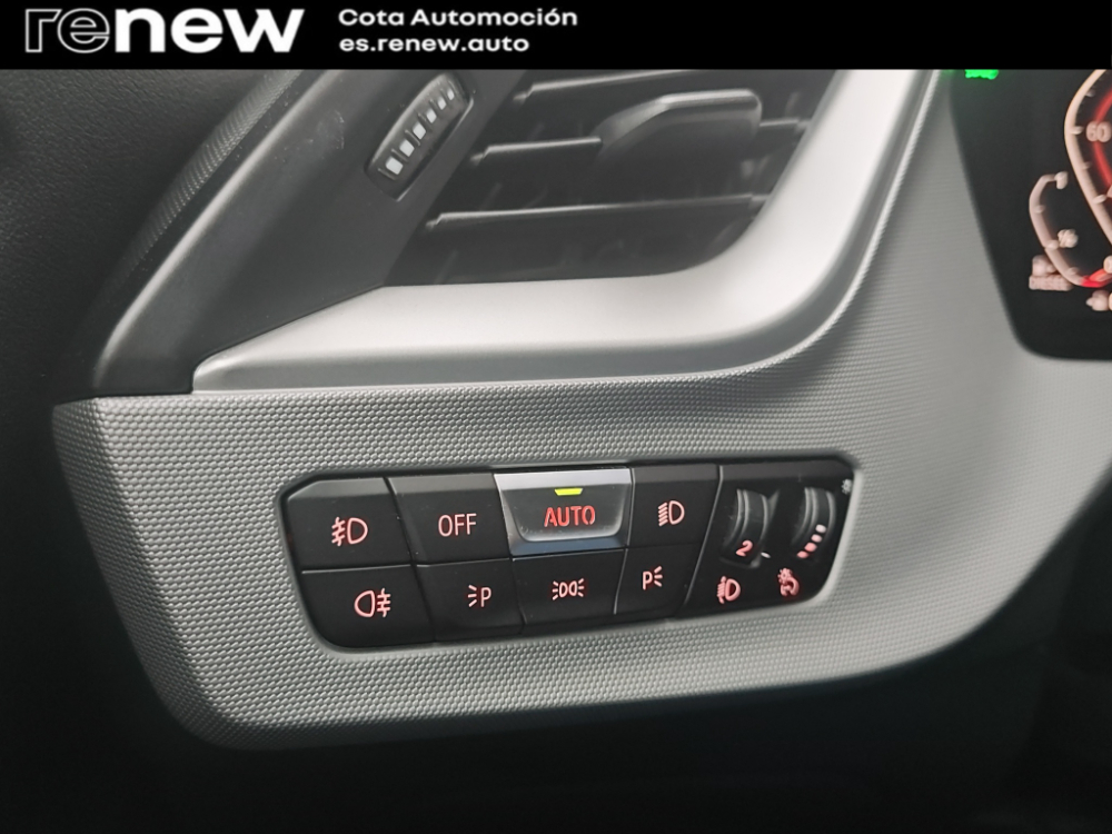 BMW Serie 2 Coupe 218d foto 24