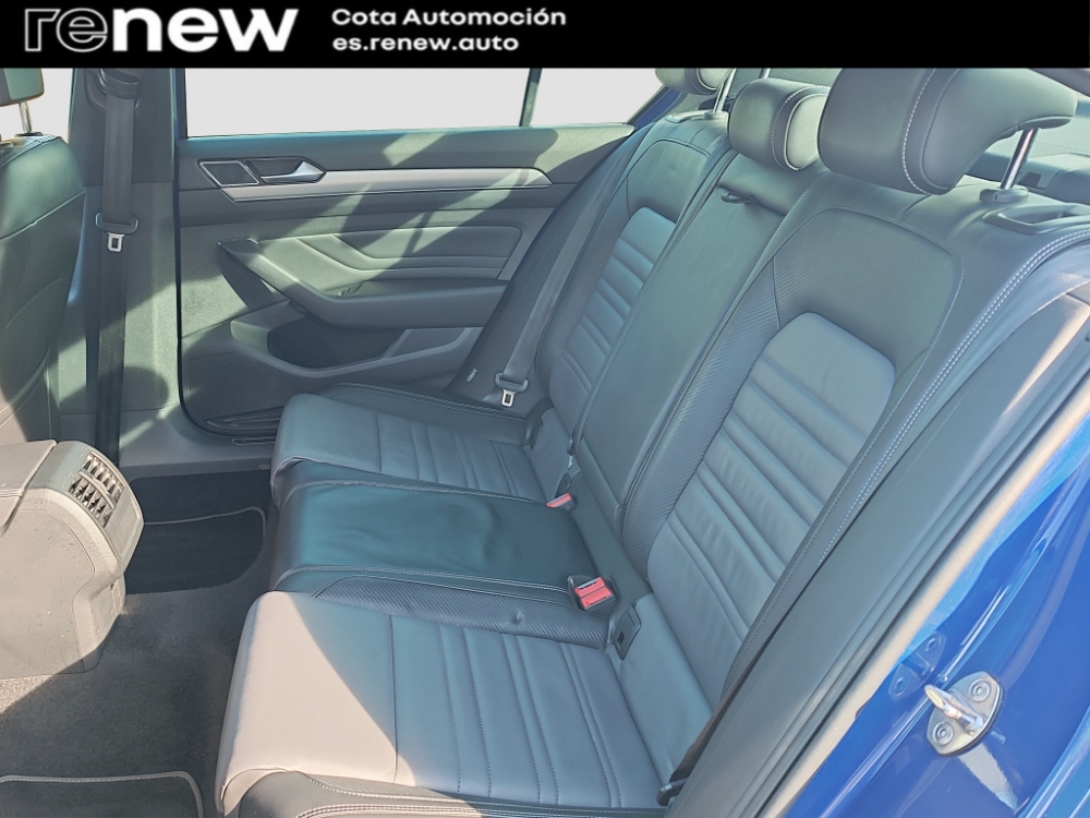 Volkswagen Passat R-Line miniatura 8