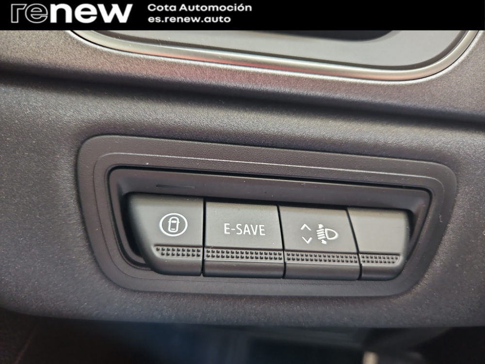 Renault Captur II Techno miniatura 28