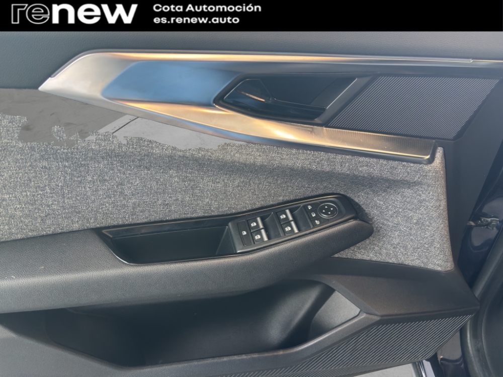 Renault Espace Techno E-Tech Hybrid miniatura 19