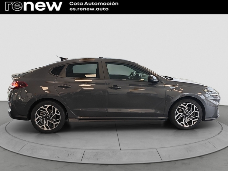 Hyundai i30 Fastback N Line foto 11