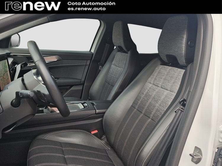 RENAULT AUSTRAL TECHNO FULL HYBRID E-Tech 200 foto 6