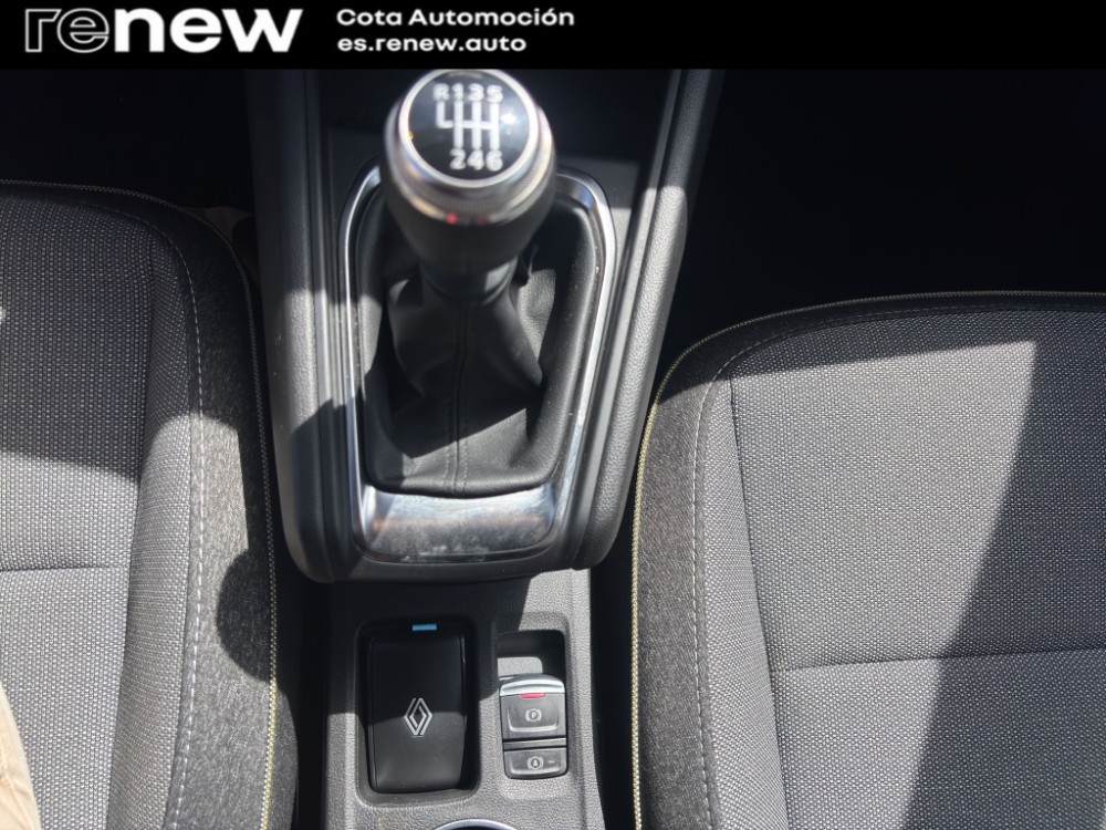 Renault Captur II Techno miniatura 20