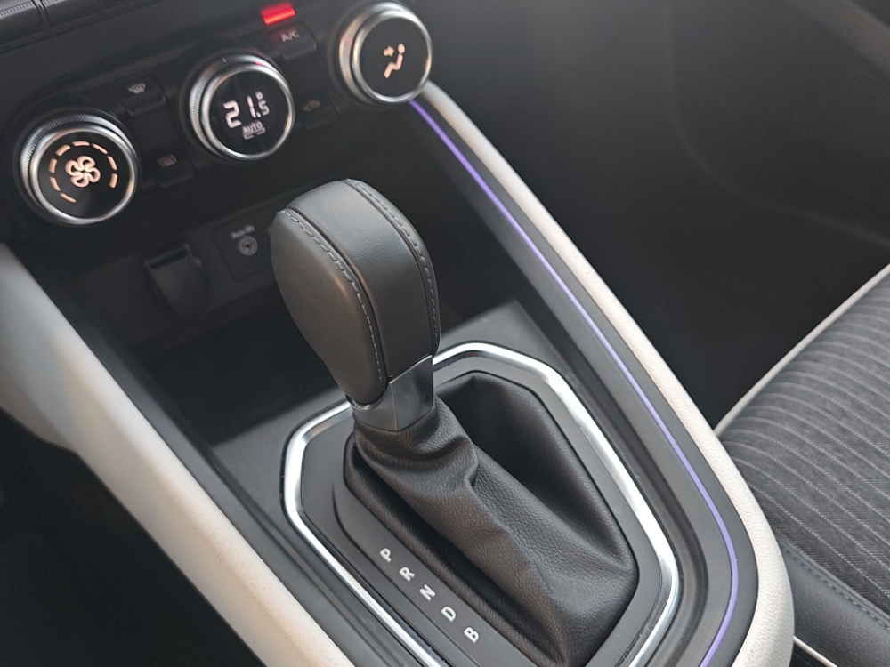 Renault Clio Techno foto 31