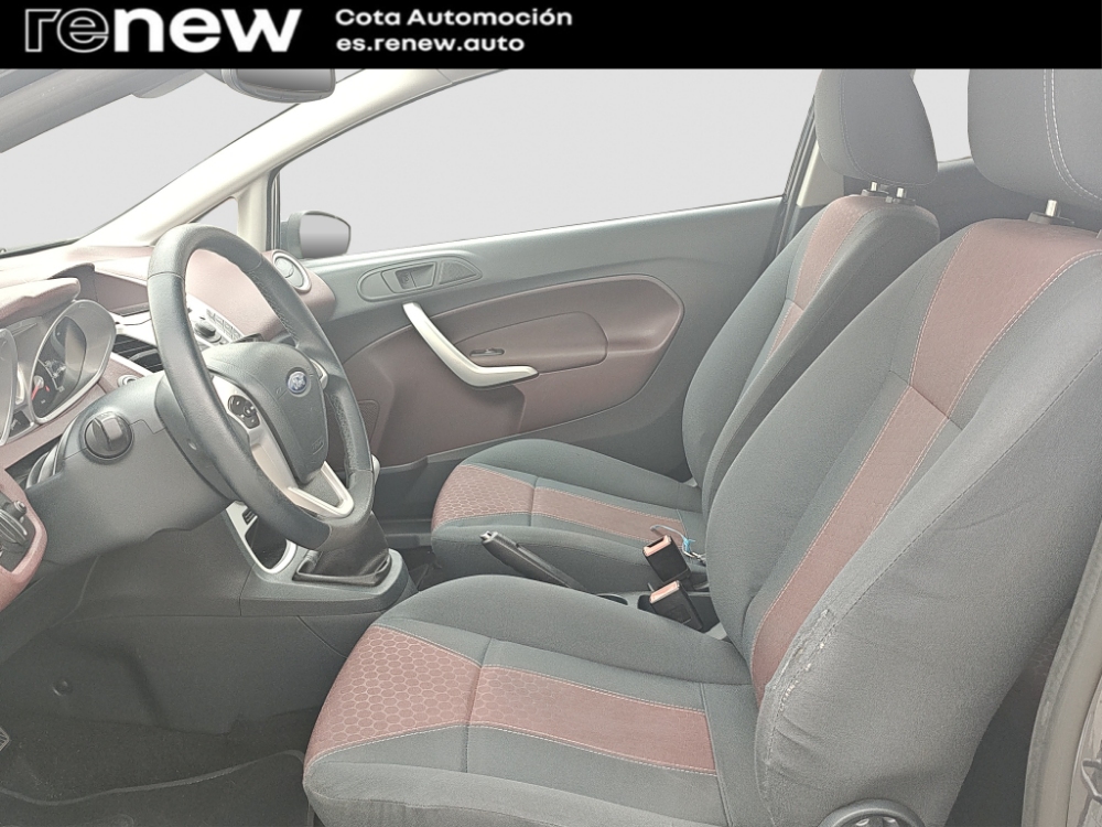 Ford Fiesta Titanium miniatura 6