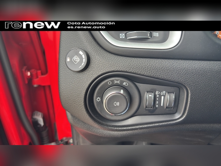 Jeep Renegade Sport foto 20