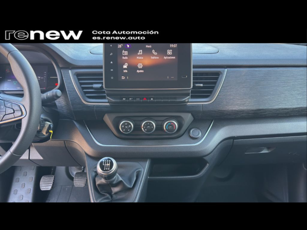 Renault Trafic L2H1 3,0t (8/9 asientos) Equilibre miniatura 12