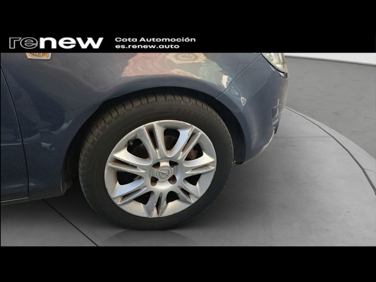 Opel Corsa Cosmo foto 23