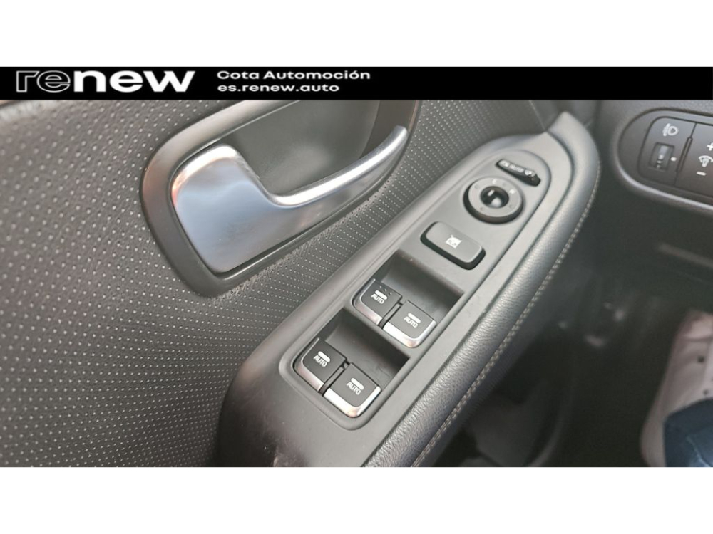 Kia Carens Basic foto 17