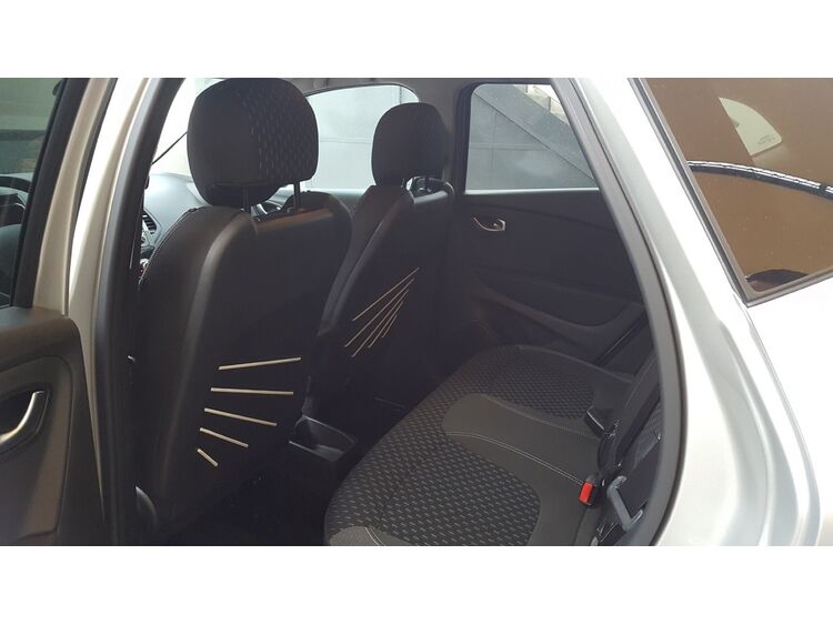 Renault Captur ZEN TCE 130 CV foto 9