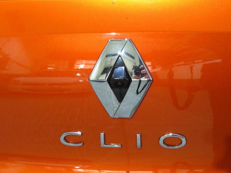 Renault Clio ZEN E-TECH 140 CV HIBRIDO foto 15