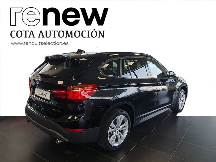 BMW X1 sDrive 20i foto 8
